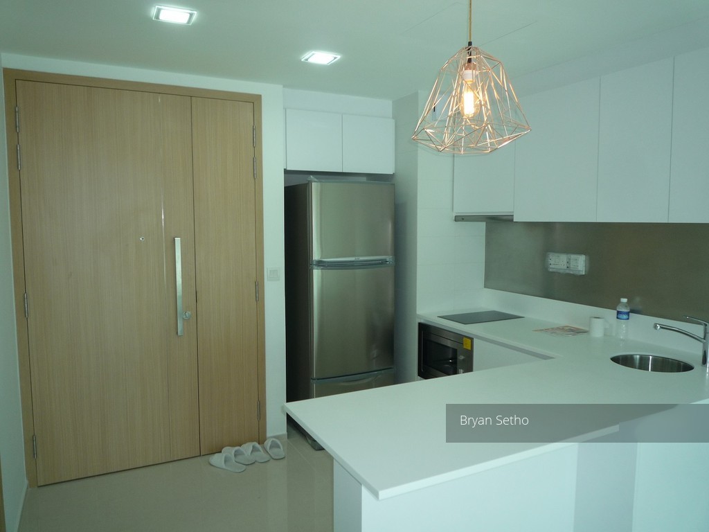 Ripple Bay (D18), Condominium #206109201